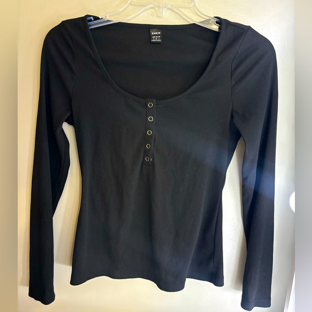 Black long sleeve henley shirt
